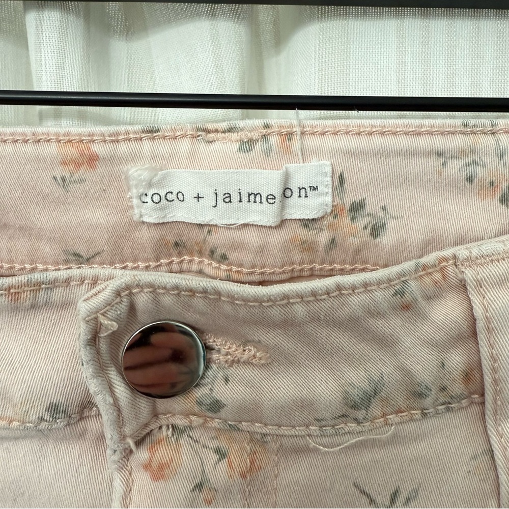 Pastel Floral Coco + Jamieson skinny jeans - Picture 3 of 6